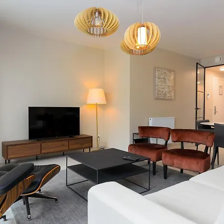 Sky Bridge - Casselbergh Residences Apartment *