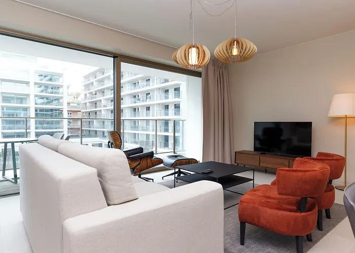 Sky Bridge - Casselbergh Residences